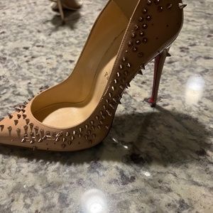 Christian Louboutin spiked nude heal size 39